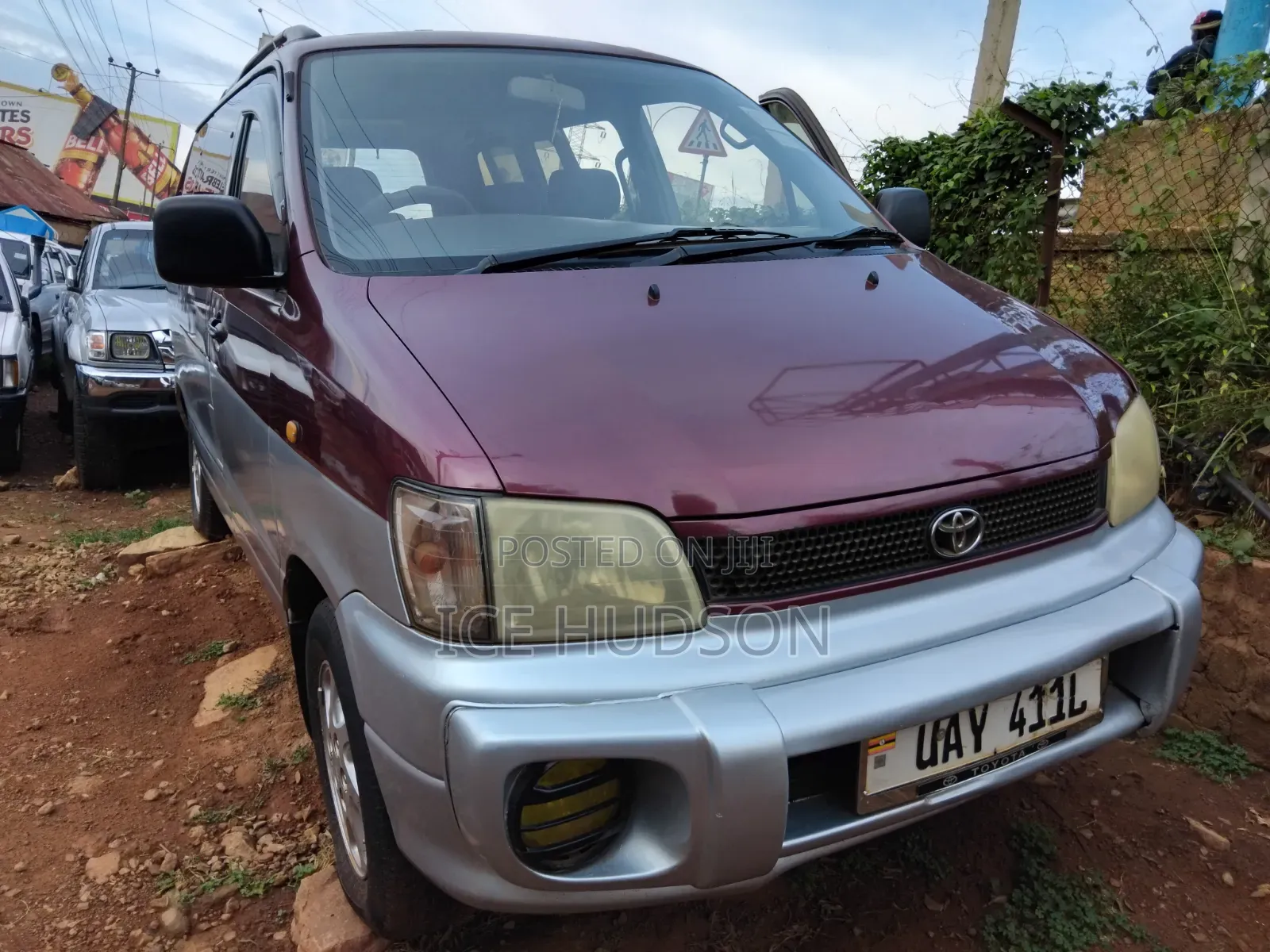 Toyota Noah 2002