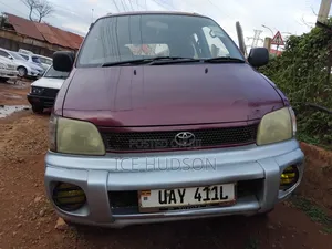 Toyota Noah 2002