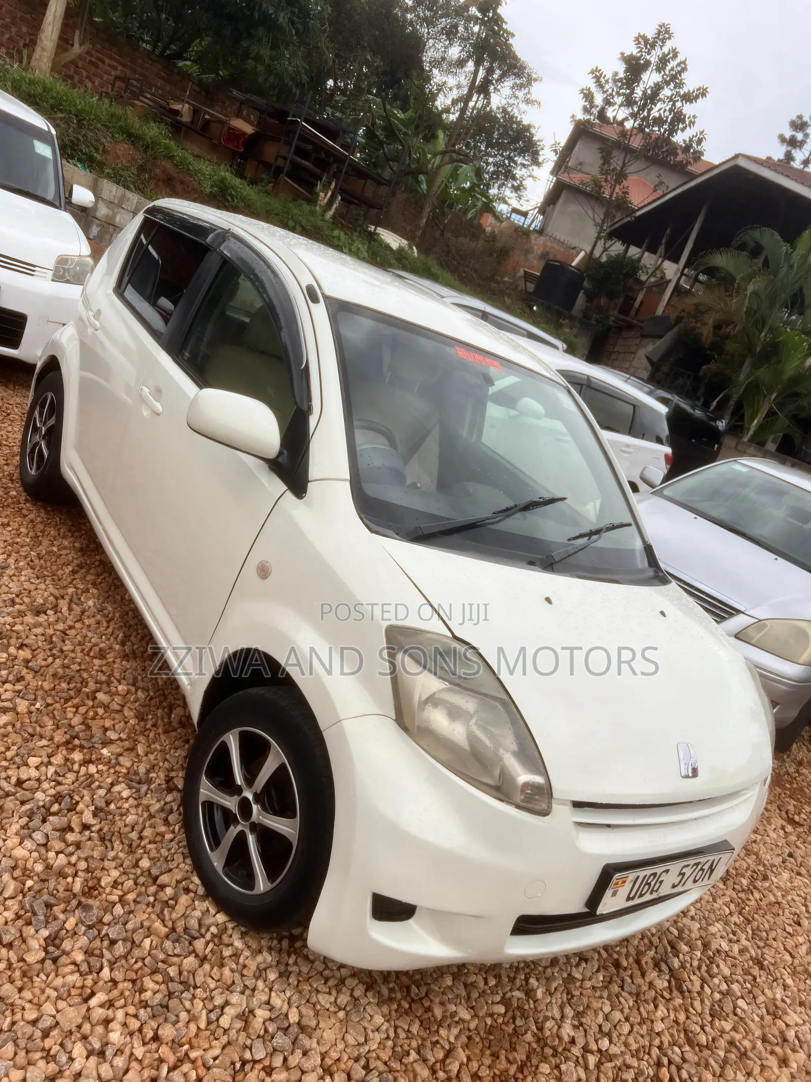 Toyota Passo 1.0 AWD 2010 White