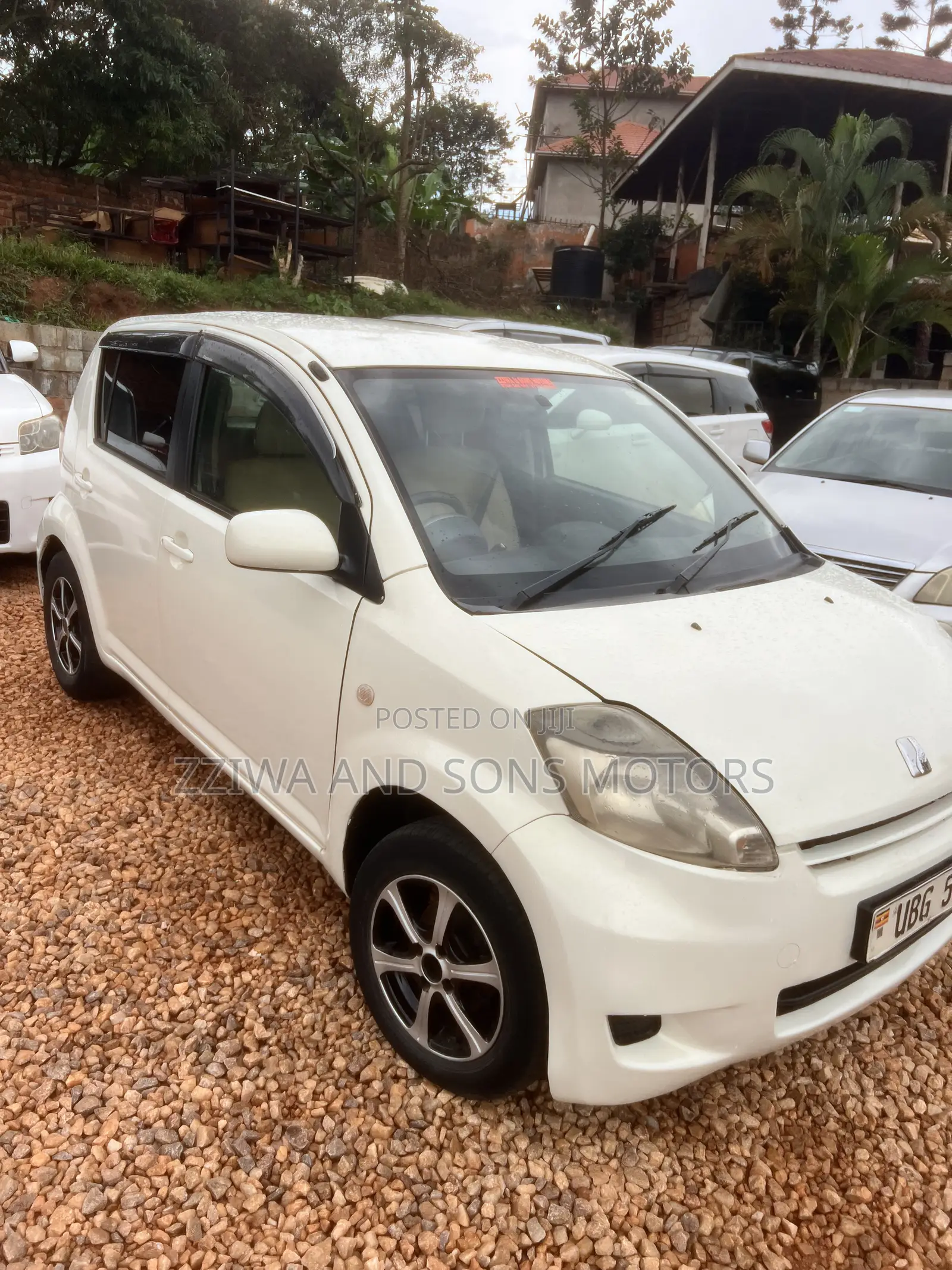 Toyota Passo 1.0 AWD 2010 White