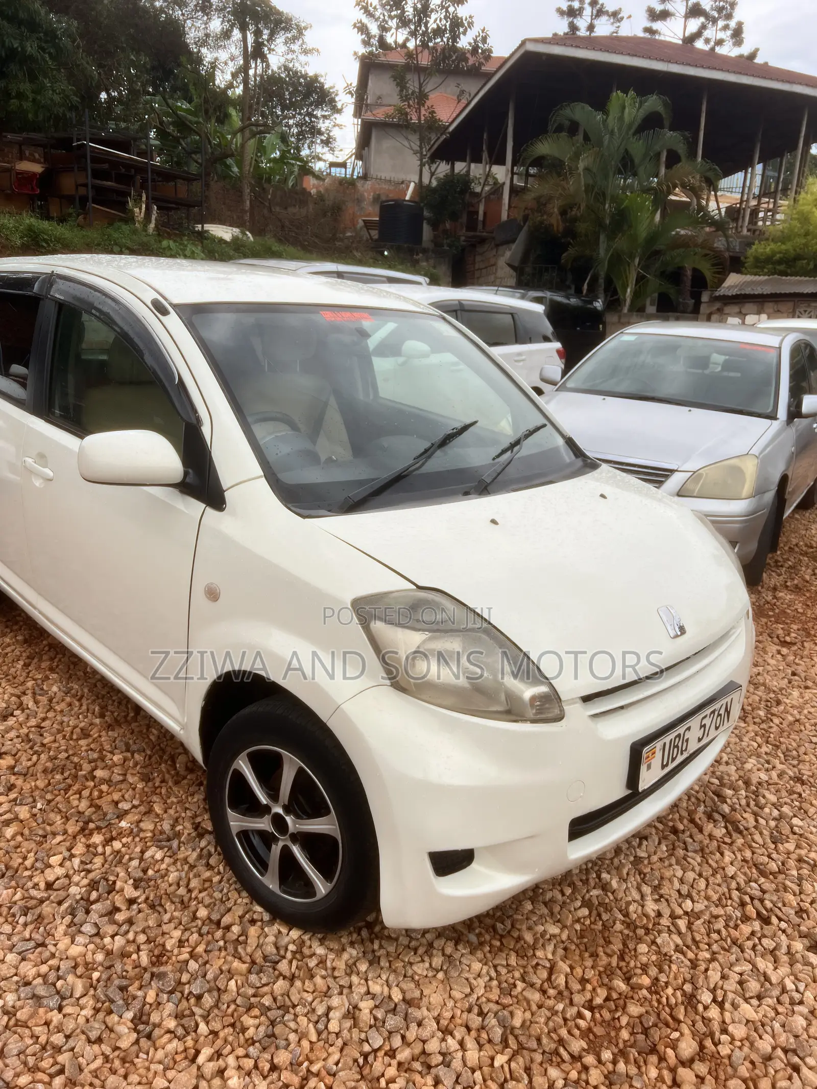 Toyota Passo 1.0 AWD 2010 White
