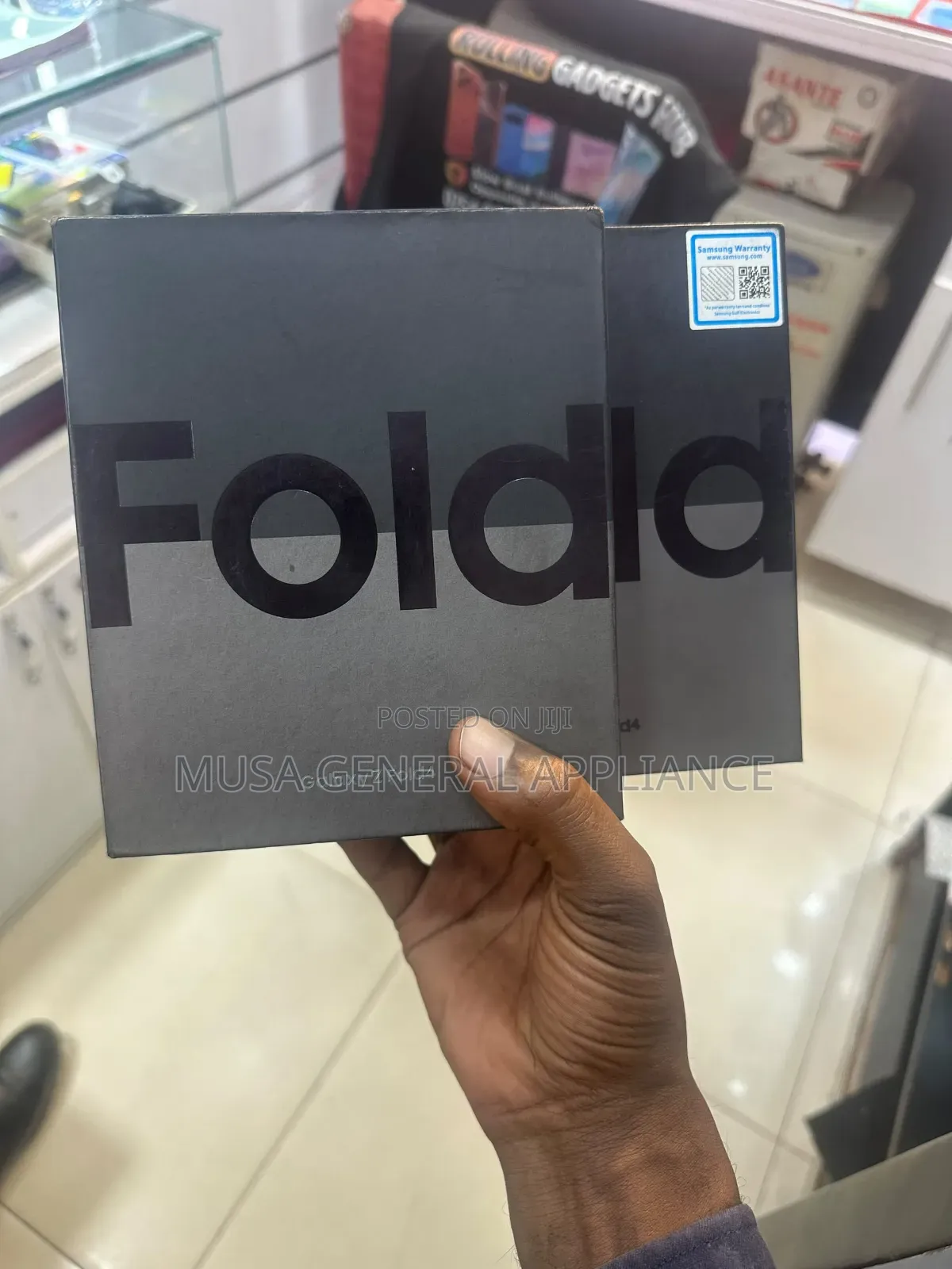 New Samsung Galaxy Z Fold4 256 GB Black