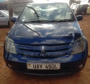 Toyota IST 2006 Blue