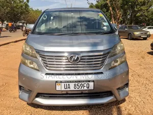 Toyota Alphard 2.4 Petrol AWD 2012 Silver