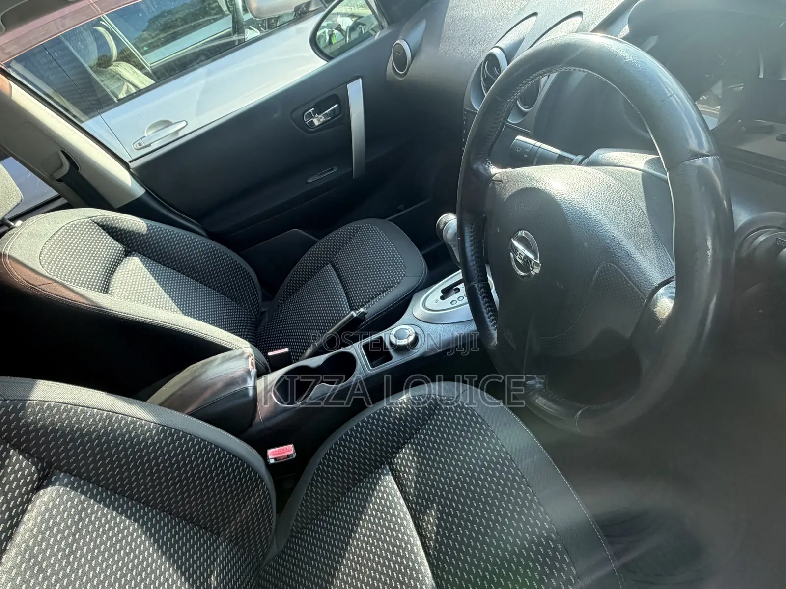 Nissan Dualis 2012 Silver