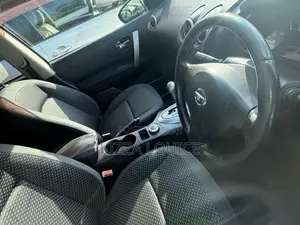 Nissan Dualis 2012 Silver