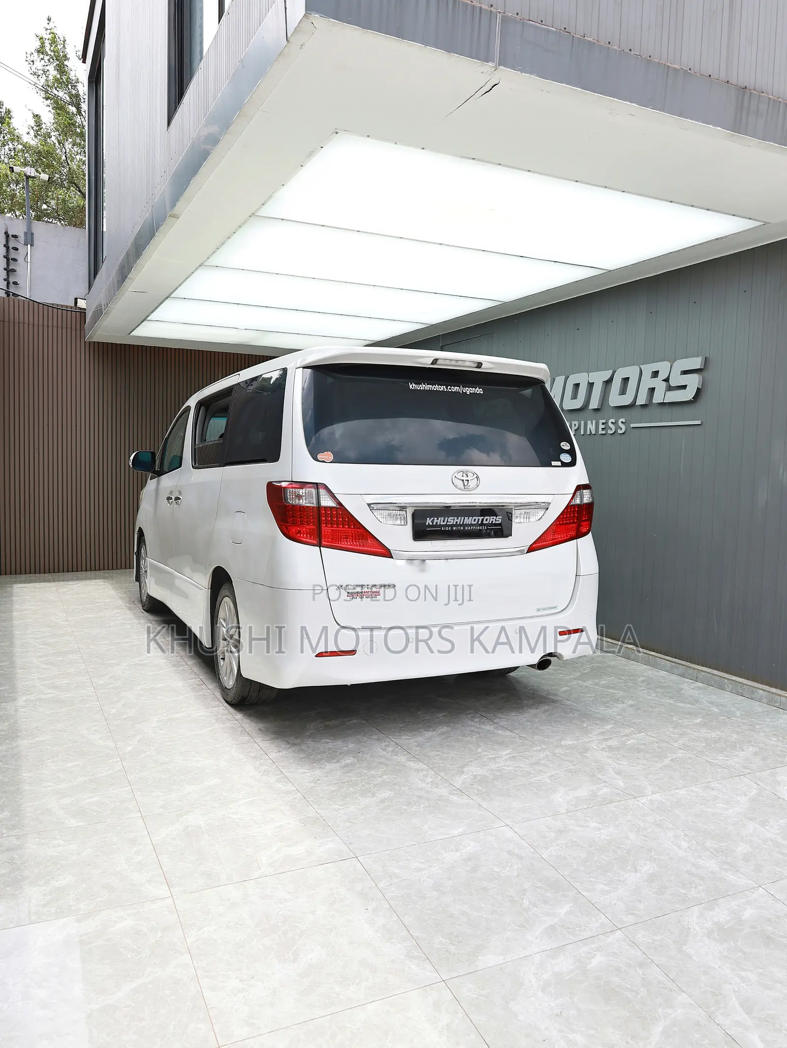 Toyota Alphard 2.4 Petrol FWD 2010 White