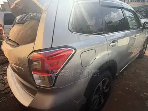 Subaru Forester 2017 Silver