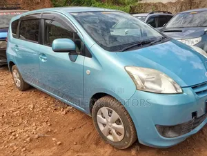 Toyota Passo Sette 1.5 AWD 2012 Blue