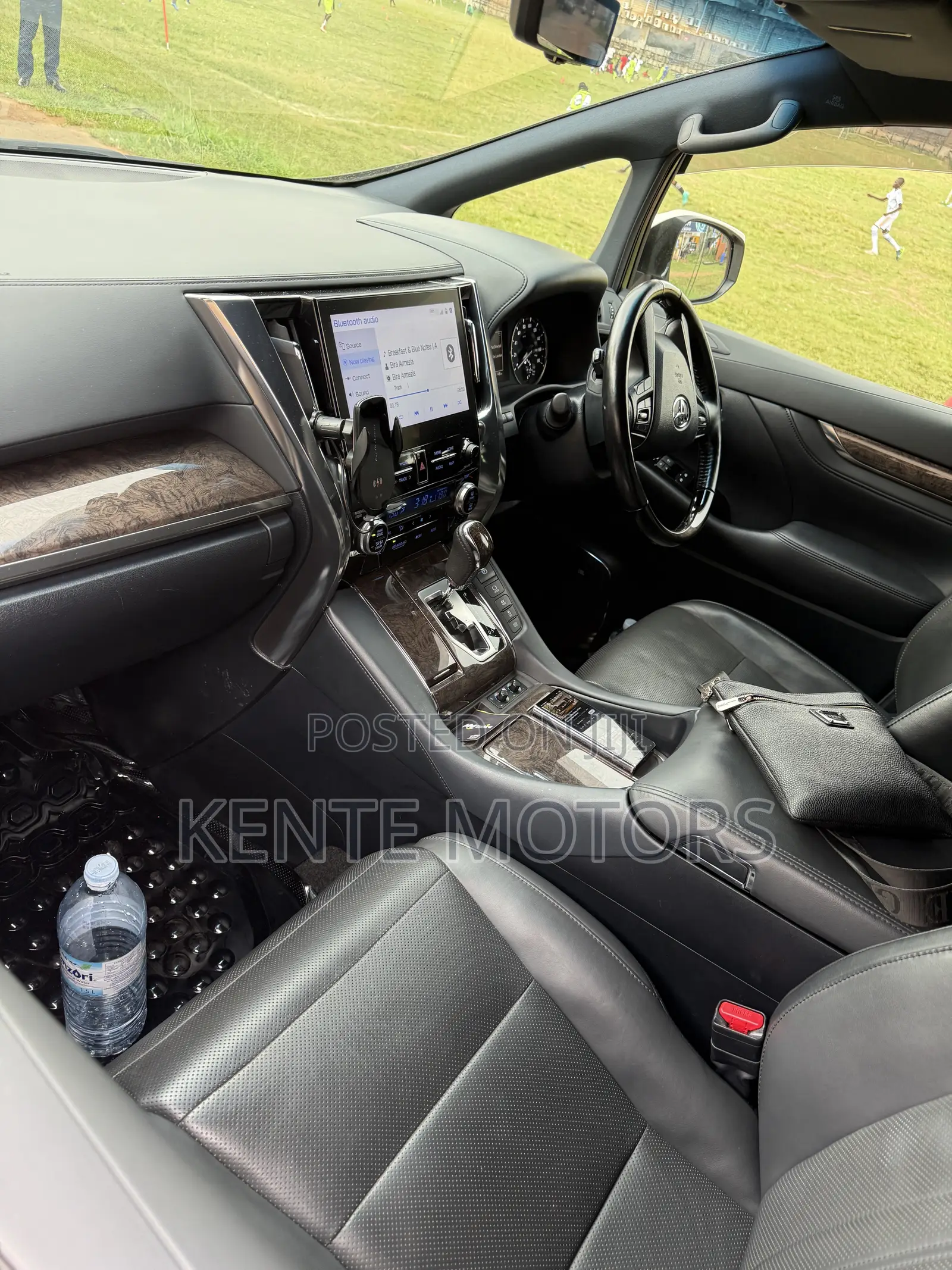 Toyota Alphard 2.5 Hybrid AWD 2023 White