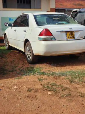 Toyota Mark II 2002 White