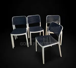 High -End Cafe Plastic Chairs Plastic Chairs