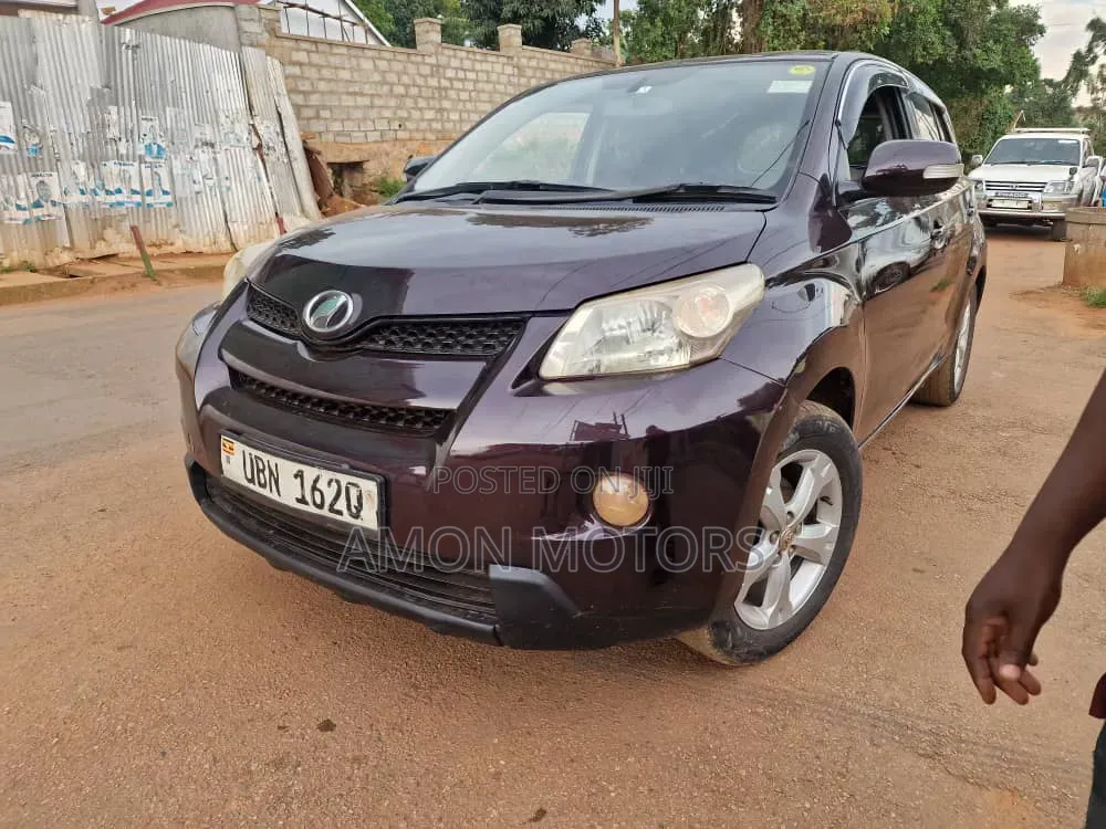 Toyota IST 2012 Black