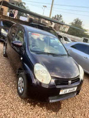 Toyota Passo 1.0 AWD 2012 Maroon