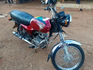 Bajaj Boxer 100 2019 Red