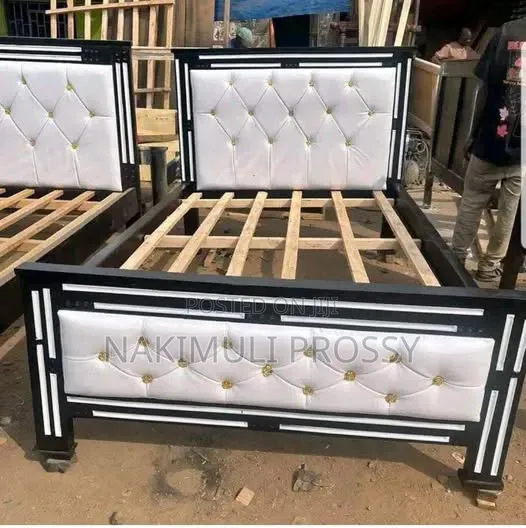 5 by 6 Bed With Clear Buttons