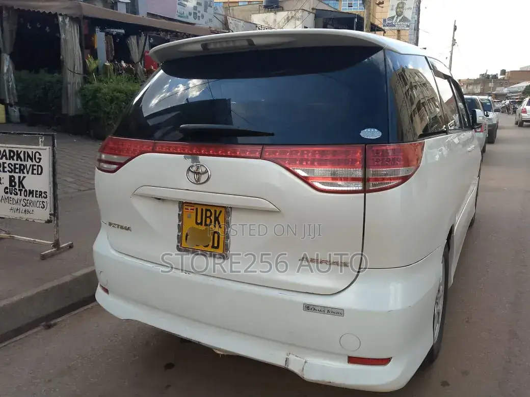 Toyota Estima 2008 White