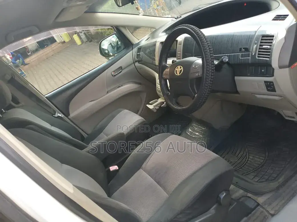 Toyota Estima 2008 White