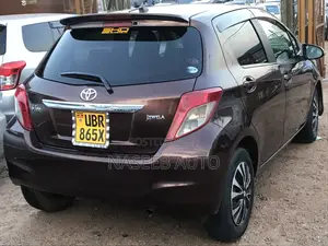 Toyota Vitz 2011 Brown