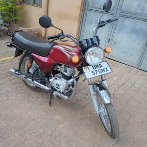 Bajaj Boxer 2022 Red