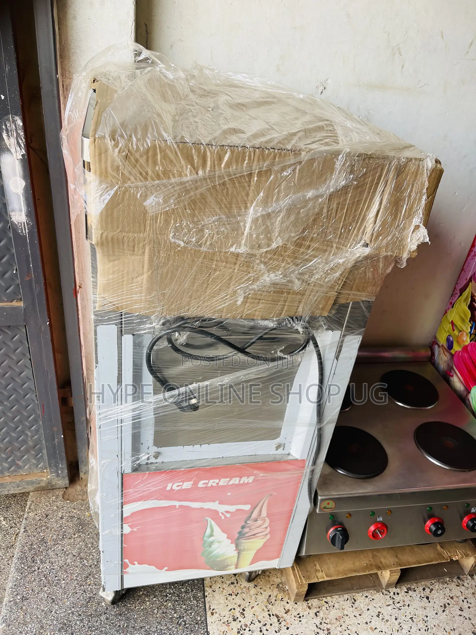 Orangie Shipped Brandnew Icecream Machine