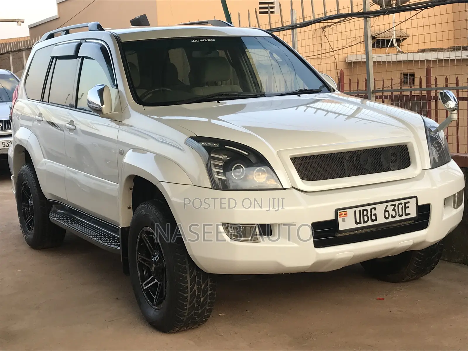 Toyota Land Cruiser Prado 2008 White