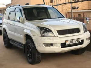 Toyota Land Cruiser Prado 2008 White