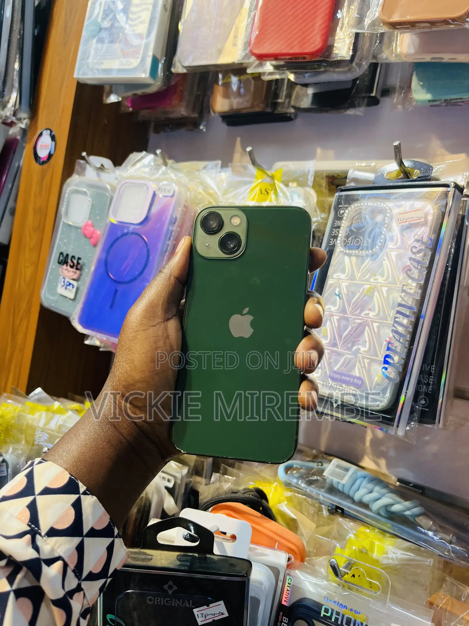 Apple iPhone 13 128 GB Green