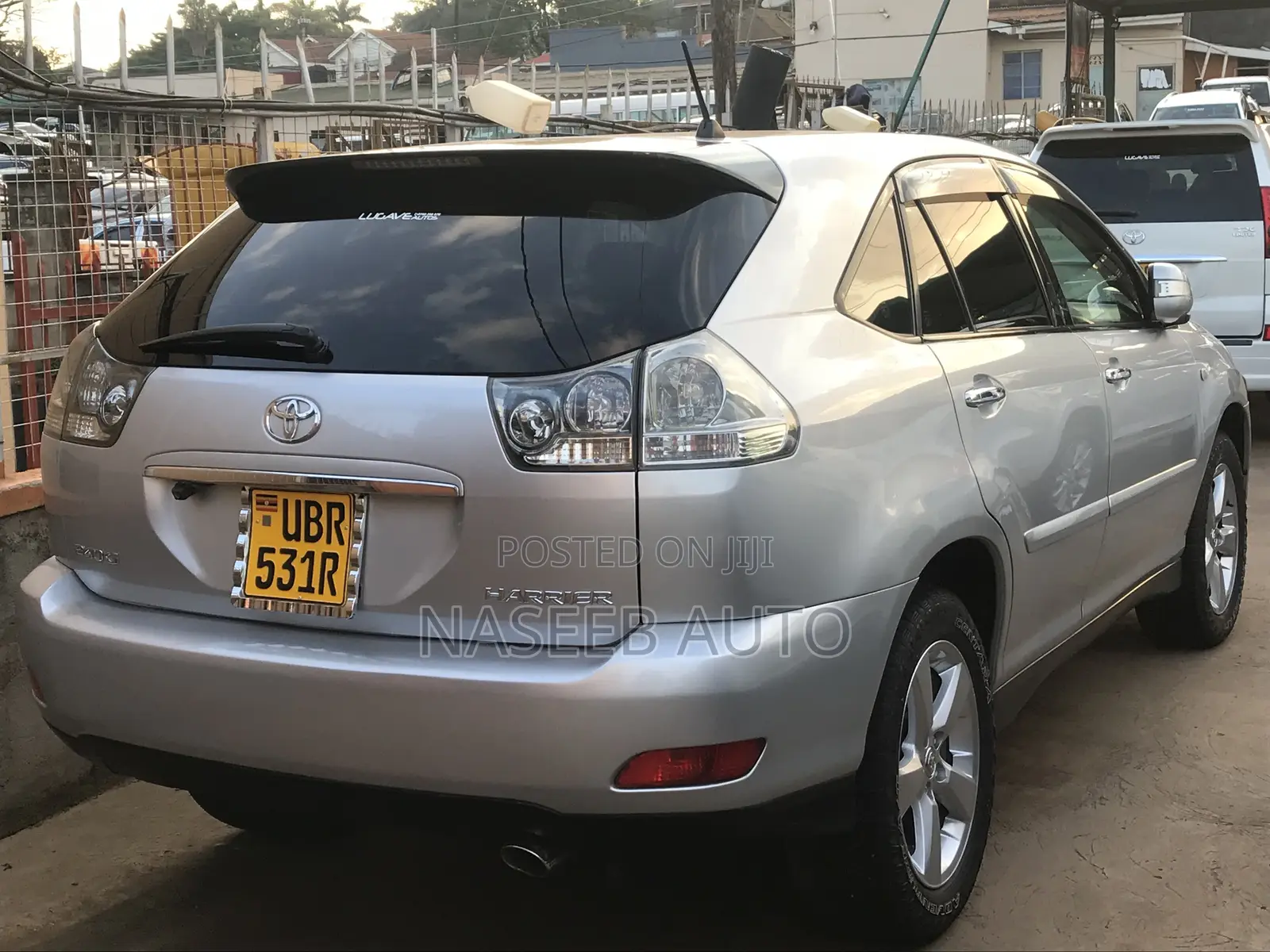 Toyota Harrier 2010 Silver