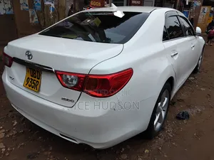 Toyota Mark X 2012 White