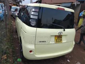 Nissan Fuga 2008