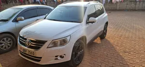 Volkswagen Tiguan S 2010 White
