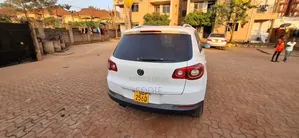 Volkswagen Tiguan S 2010 White