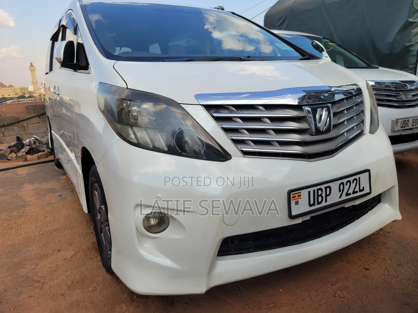 Toyota Alphard 2.4 Petrol AWD 2012 White
