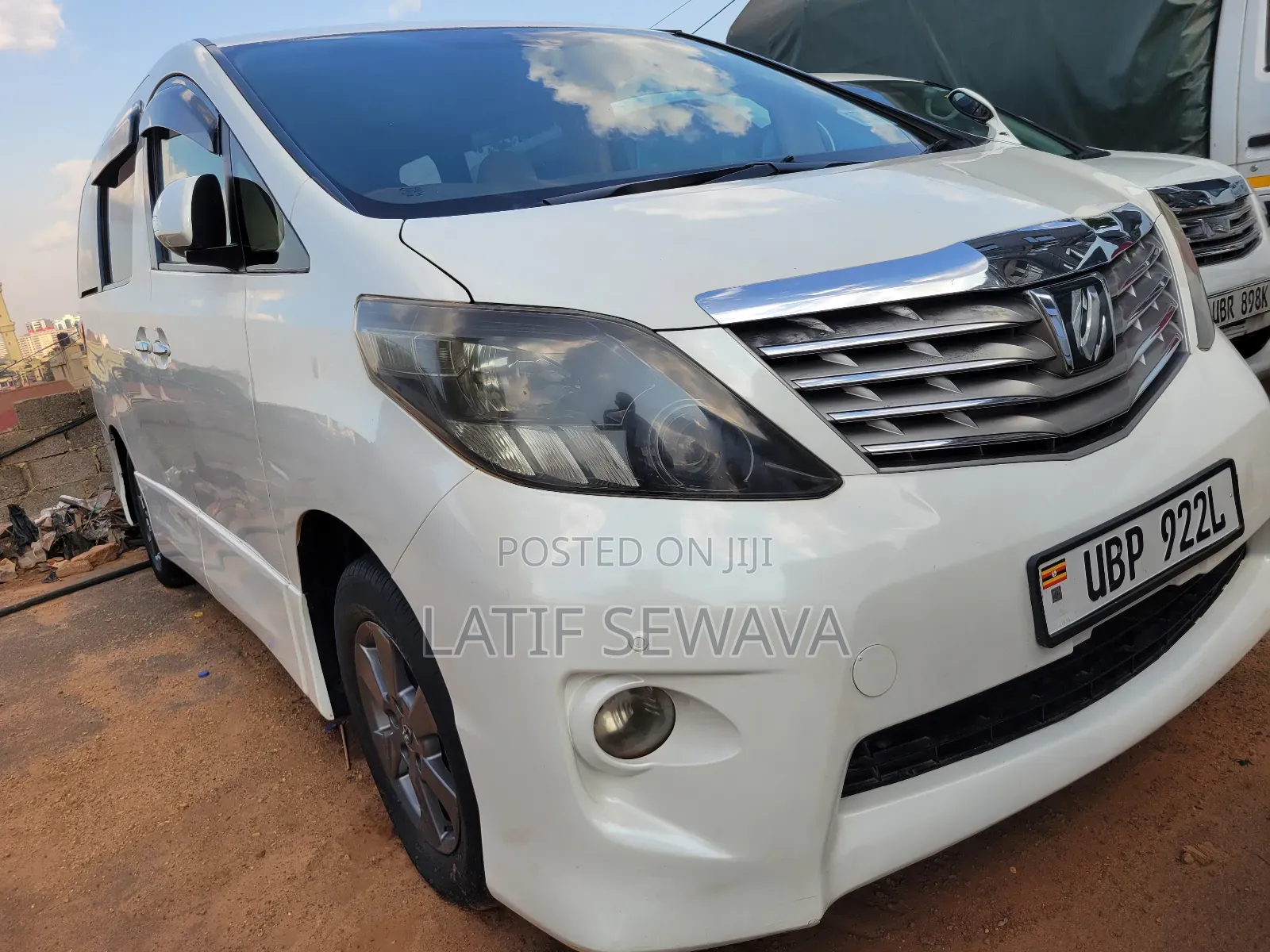 Toyota Alphard 2.4 Petrol AWD 2012 White