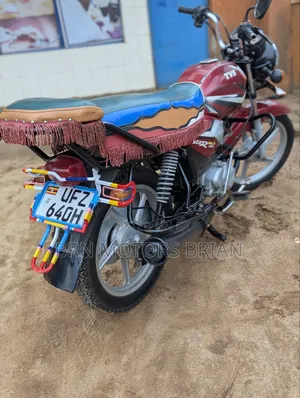 TVS HLX 125 2024 Red