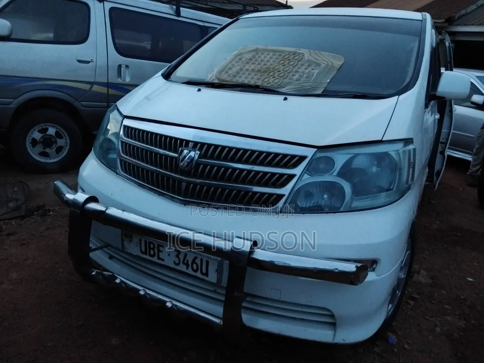 Toyota Alphard 2005 Off white