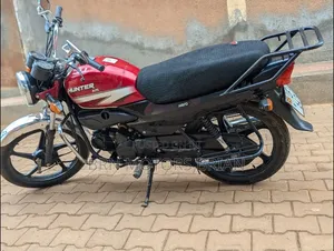 TVS HLX 125 2024 Red