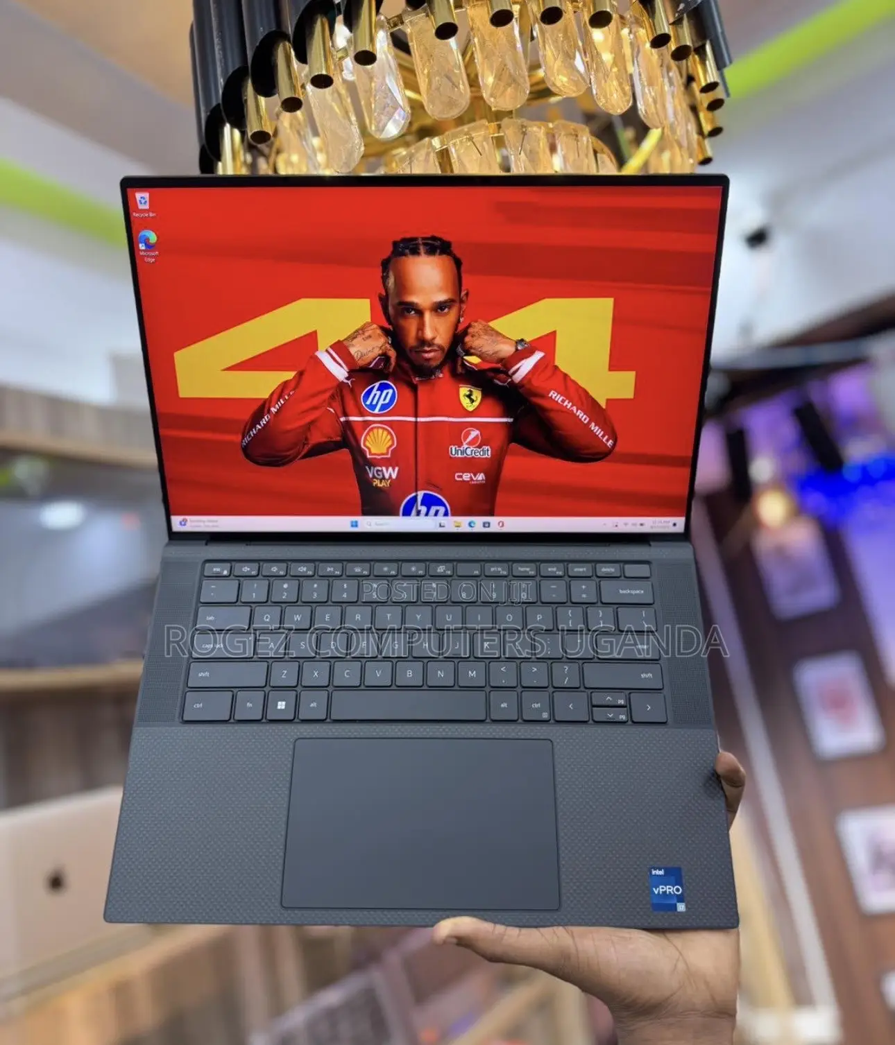 New Laptop Dell Inspiron 15 5570 16GB Intel Core i7 SSD 512GB