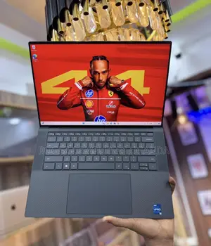 New Laptop Dell Inspiron 15 5570 16GB Intel Core i7 SSD 512GB