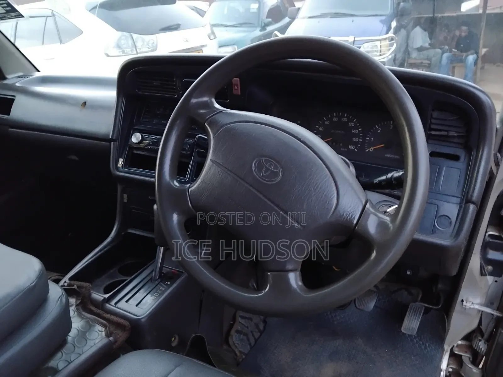 Toyota HiAce 2001