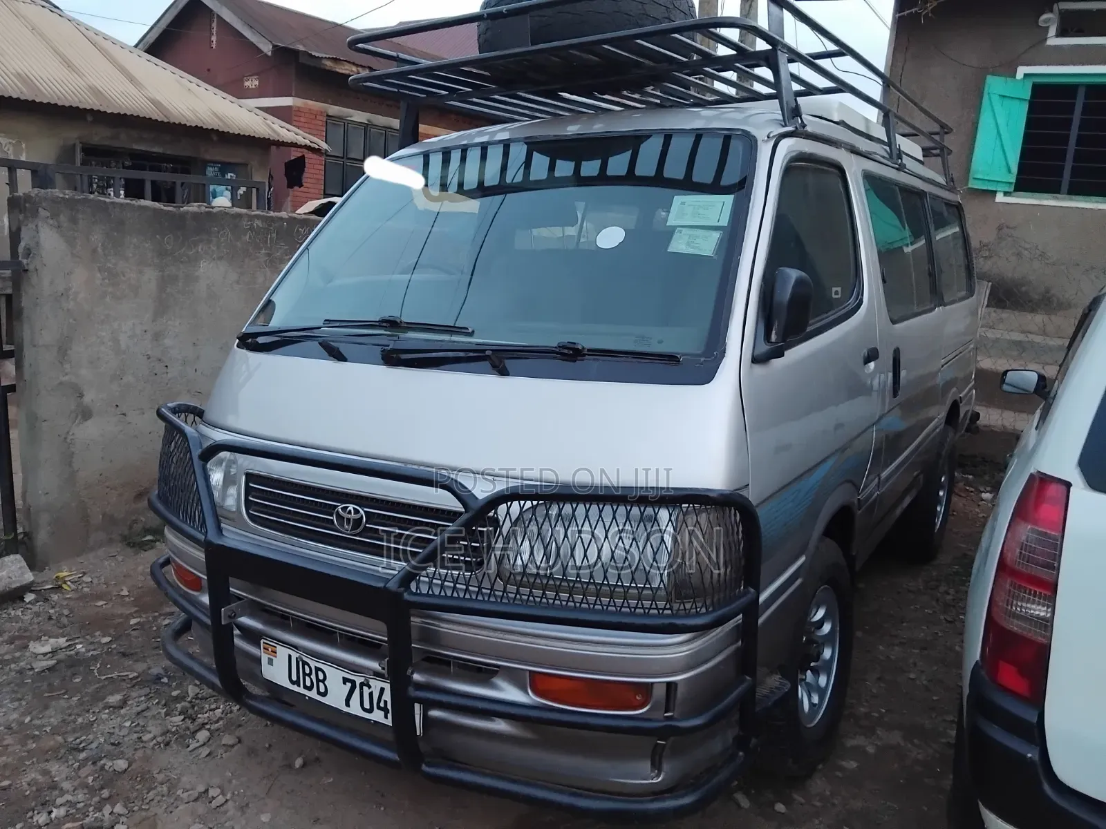 Toyota HiAce 2001