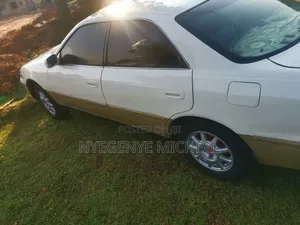 Toyota Mark II 2001 Pearl