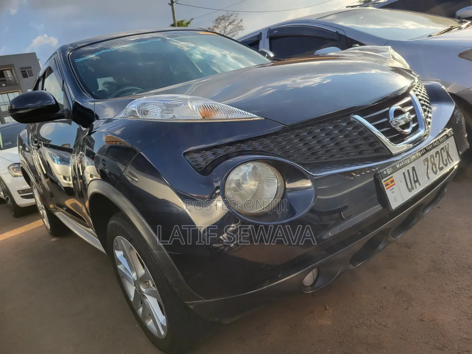 Nissan Juke S 4dr Hatchback (1.6L 4cyl Turbo CVT) 2014 Black