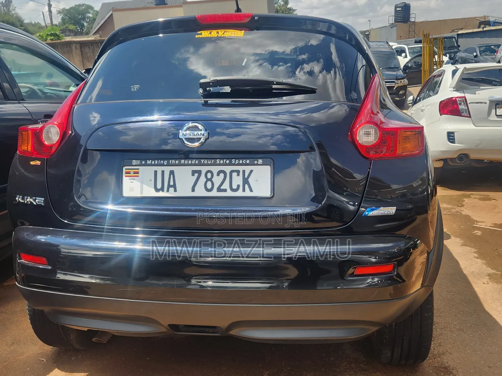Nissan Juke 2012 Black