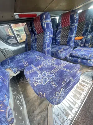 Toyota HiAce 2007 Blue