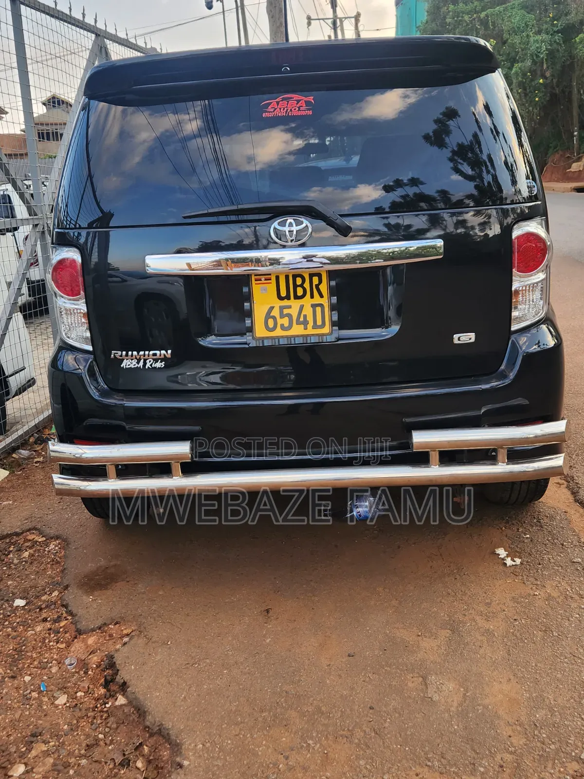 Toyota Corolla Rumion 2011 Black