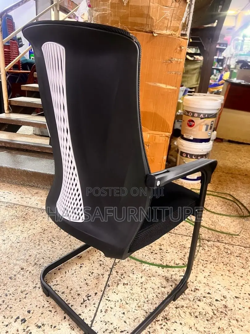 Executive Office Chair for Visitors