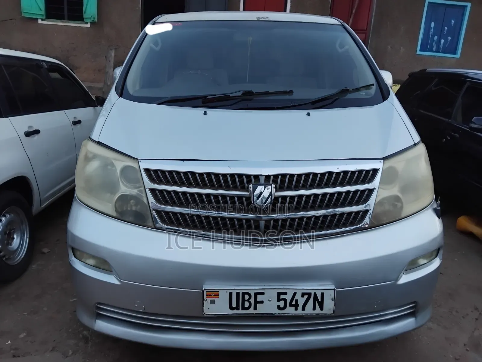 Toyota Noah 2001 Silver