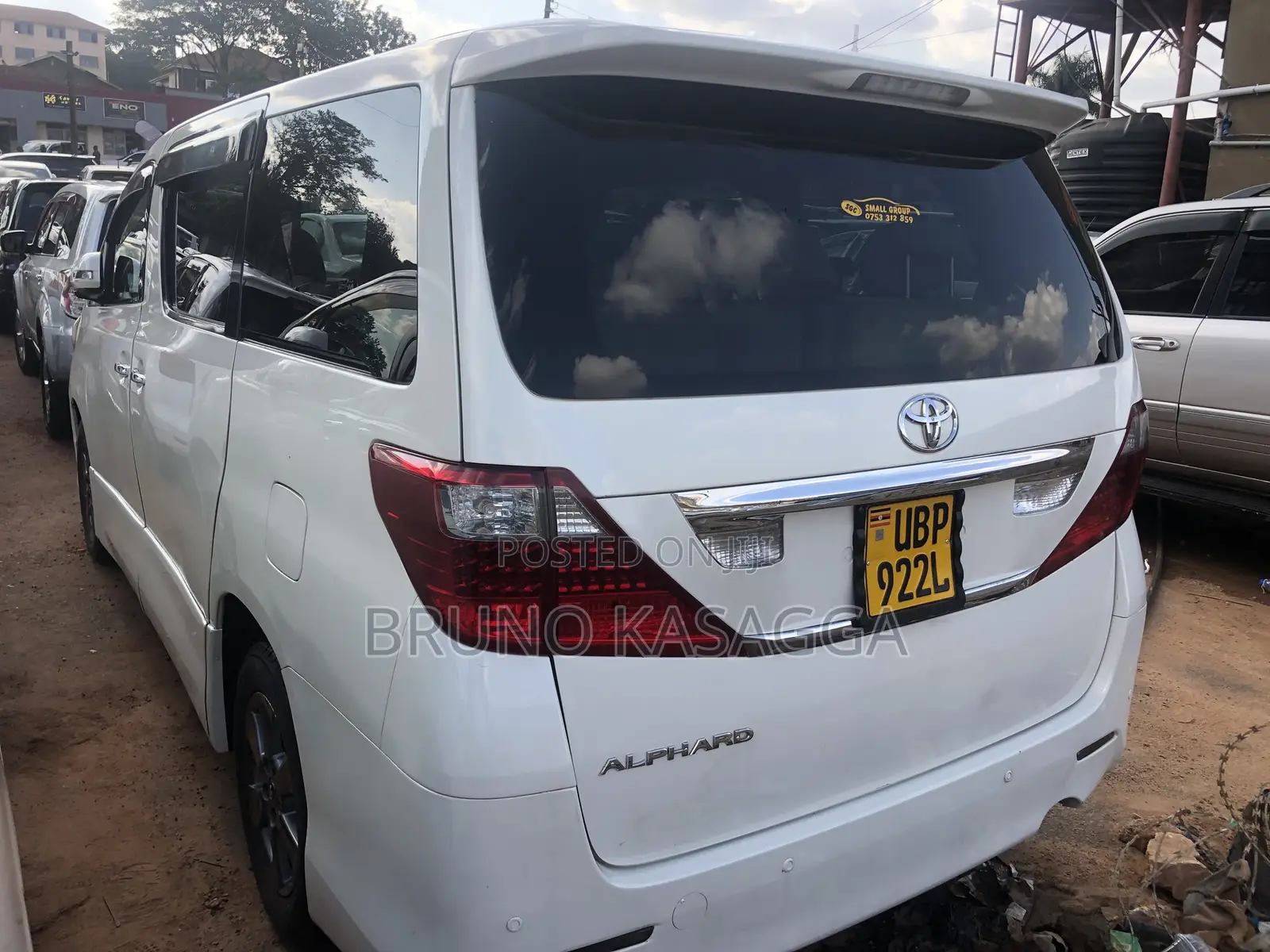 Toyota Alphard 2010 White